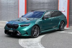 M5 (79)